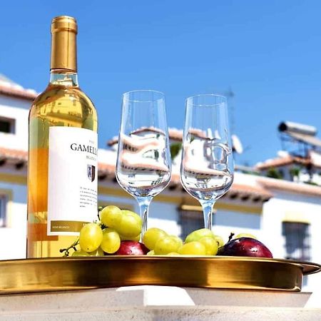 New Townhouse In The Heart Of Nerja With Jacuzzi Βίλα Εξωτερικό φωτογραφία