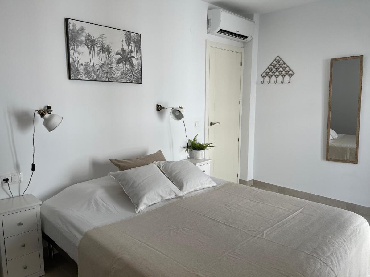 New Townhouse In The Heart Of Nerja With Jacuzzi Βίλα Εξωτερικό φωτογραφία