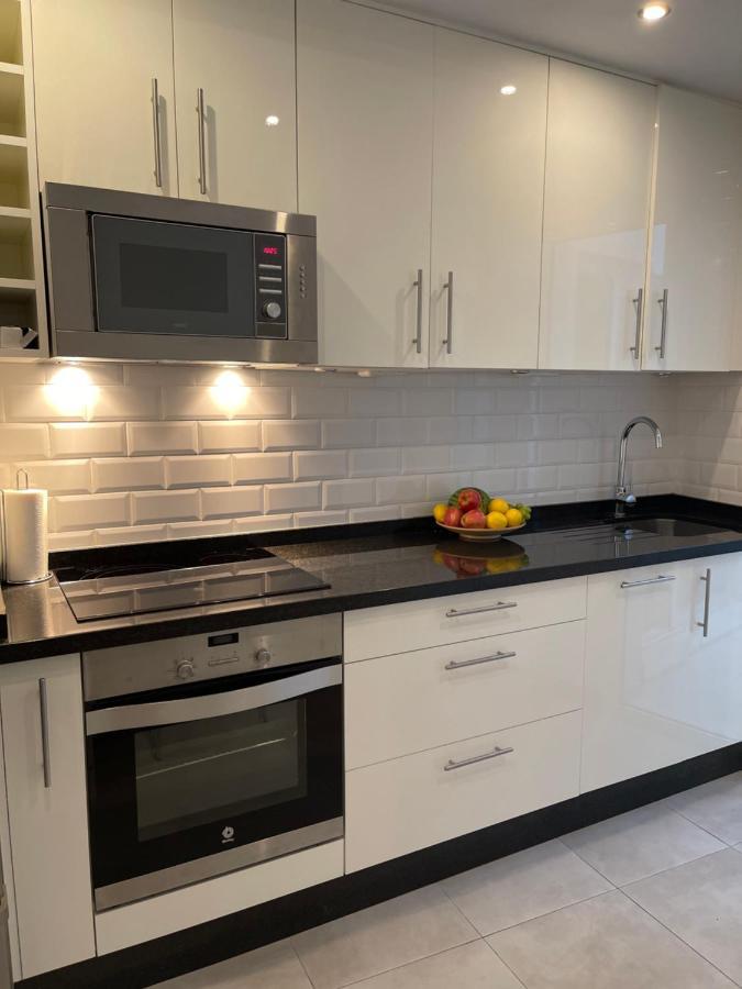 New Townhouse In The Heart Of Nerja With Jacuzzi Βίλα Εξωτερικό φωτογραφία