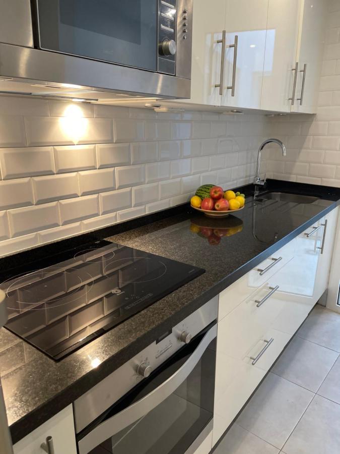 New Townhouse In The Heart Of Nerja With Jacuzzi Βίλα Εξωτερικό φωτογραφία