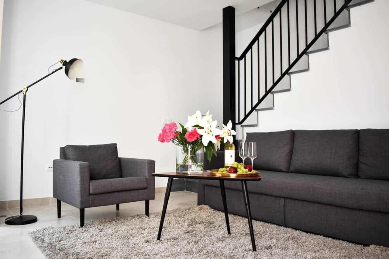 New Townhouse In The Heart Of Nerja With Jacuzzi Βίλα Εξωτερικό φωτογραφία