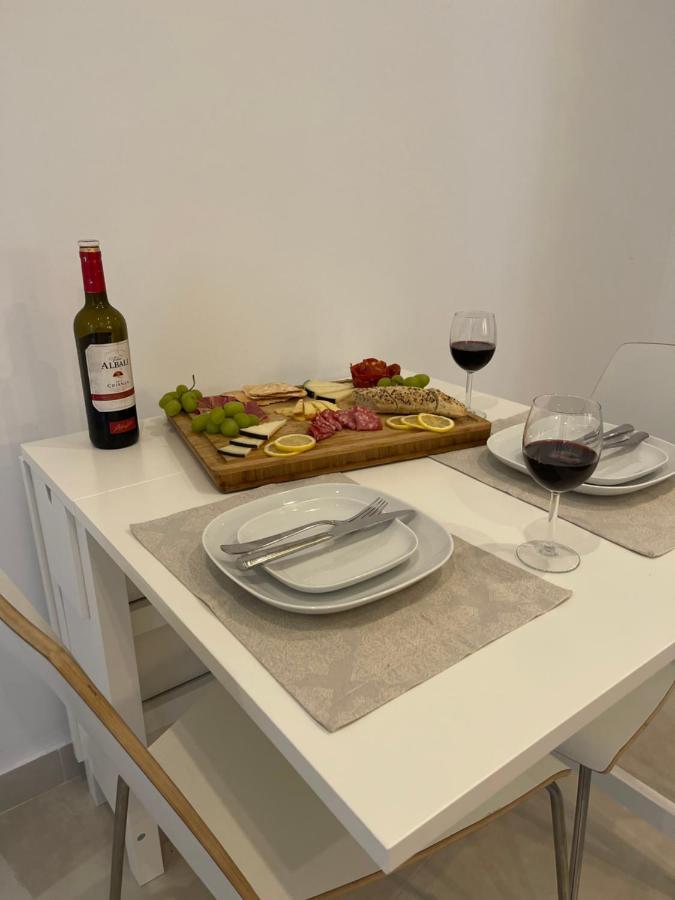 New Townhouse In The Heart Of Nerja With Jacuzzi Βίλα Εξωτερικό φωτογραφία